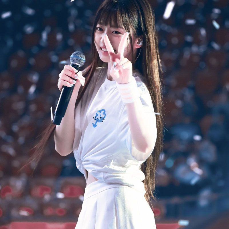 T-SHIRT ILLIT GLITTERDAY 100% COTON