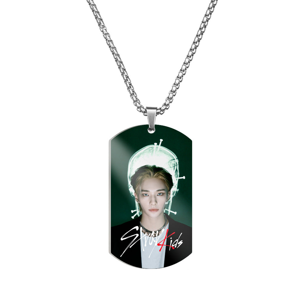 COLLIER STRAY KIDS EN ACIER INOXYDABLE