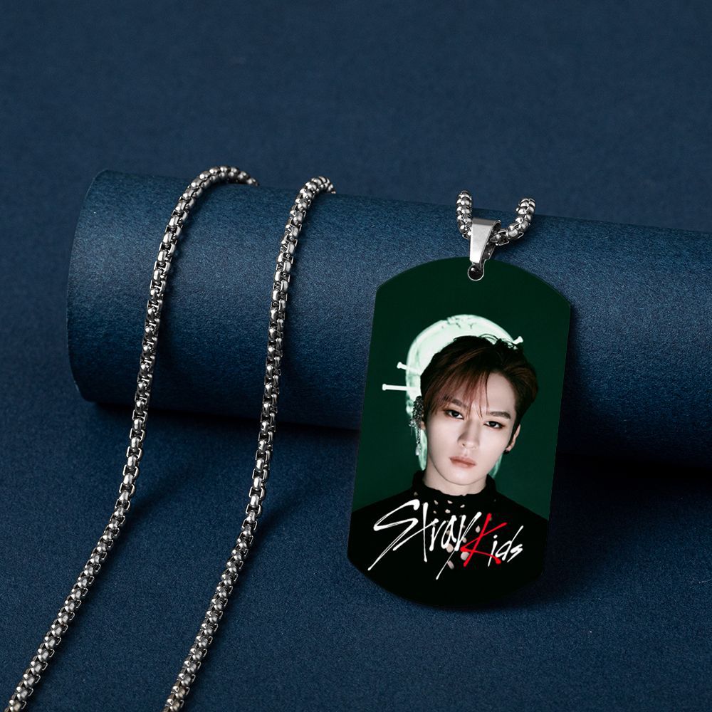 COLLIER STRAY KIDS EN ACIER INOXYDABLE