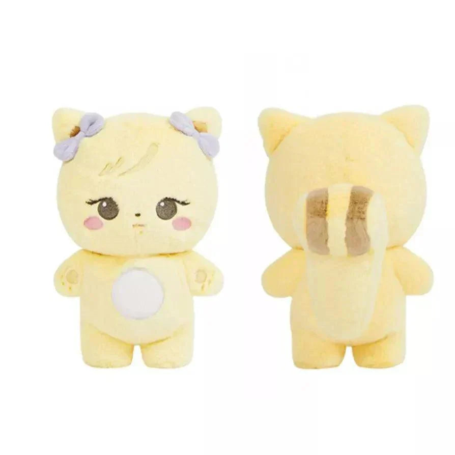 PELUCHE PERSONNAGE DE LA TOURNÉE BLACKPINK