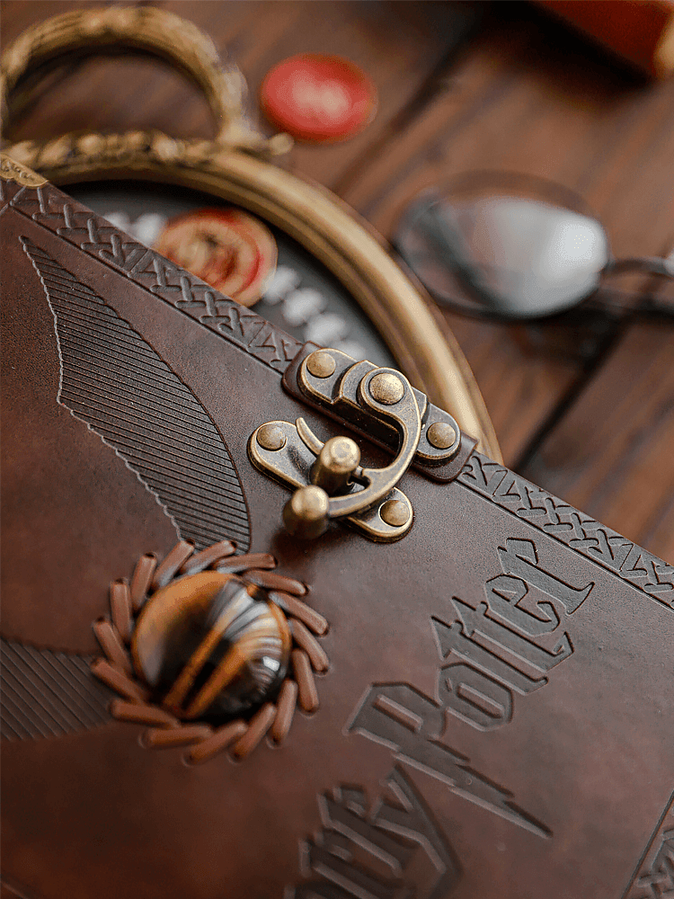 LIVRE D'ÉCRITURE RÉTRO/VINTAGE + STYLO HARRY POTTER