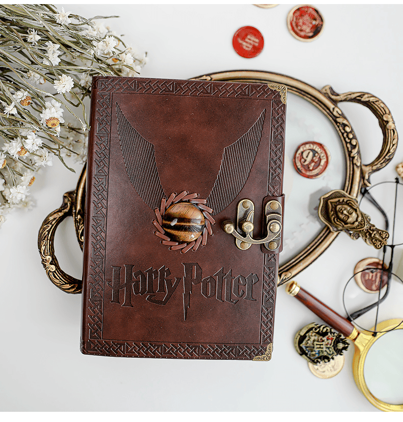 LIVRE D'ÉCRITURE RÉTRO/VINTAGE + STYLO HARRY POTTER
