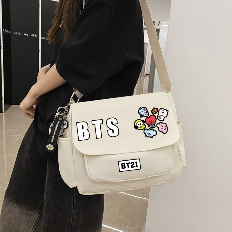 SAC BTS BT21 DIVERS MODÈLES (noir et blanc)